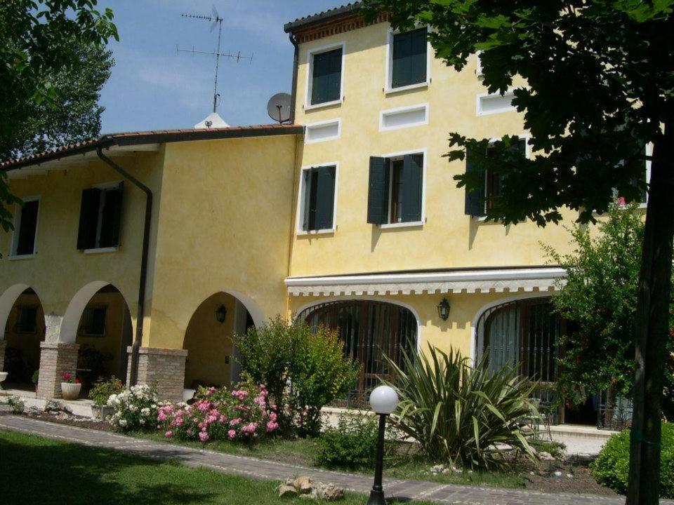 Ca L'Oasi Bed & Breakfast San Dona di Piave Ngoại thất bức ảnh